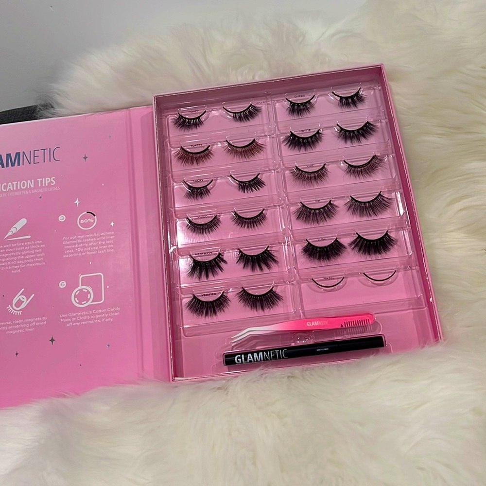 Glamnetic magnetic eyelashes with eyeliner and lash tool